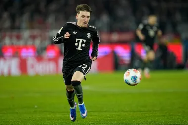 Bayern Múnich domina la Bundesliga con récords y revelaciones juveniles