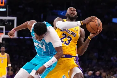 LaMelo Ball prende fuego a Los Ángeles: la gran noche de los Hornets frente a los Lakers