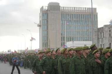 Cuba resiste: protesta masiva en La Habana tras la muerte de 32 oficiales en Venezuela