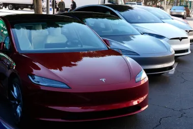 El asalto eléctrico chino: ¿Están los fabricantes de autos occidentales preparados para la invasión?