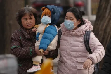 China frente a la crisis demográfica: ¿pueden los estímulos revertir la caída de la natalidad?