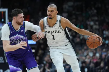 Noche estelar en la NBA: Wembanyama brilla, los Pistons ganan un thriller y los Suns dominan el este