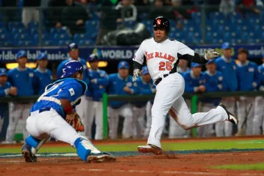 El regreso de las leyendas y el presente de las estrellas: Grandes movimientos en la MLB