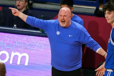 La revolución de Saint Louis y Robbie Avila: el baloncesto universitario encuentra su equipo más generoso