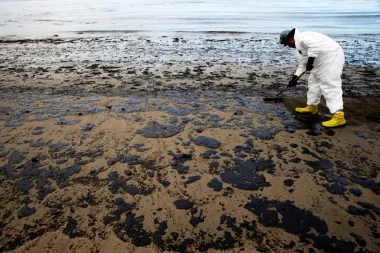 California vs. petróleo: El pulso legal por la protección del litoral frente al auge energético