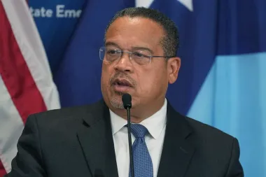 Minnesota vs. Gobierno Federal: La batalla por los derechos ante la represión migratoria