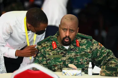 La caza de Bobi Wine: ¿una represión política o el colapso de un Estado vigilante?