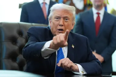 Bajo Custodia y Hospitalizados: La Otra Cara de la Detención Migratoria en Estados Unidos