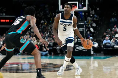 Una noche de contrastes en la NBA: Jóvenes protagonistas, ausencias millonarias y rachas en juego