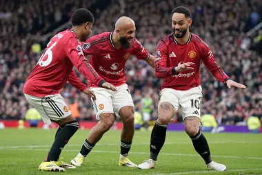El Renacer de la Premier: Aston Villa se estanca, mientras el Manchester United acelera con Carrick
