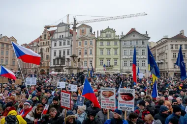Tensión política en Praga: El pueblo checo respalda a Pavel frente a un gobierno populista
