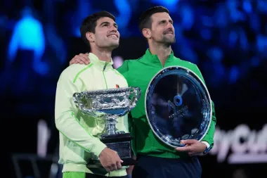 Carlos Alcaraz conquista Australia y la historia: el tenista que desafía los límites del Grand Slam