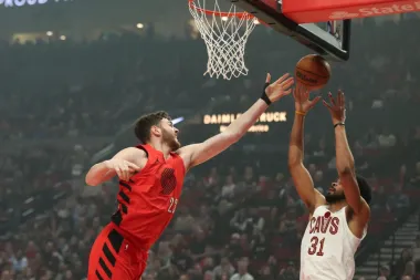 Jarrett Allen, LeBron James y Kawhi Leonard: Tres Historias que Marcan el Rumbo de la NBA
