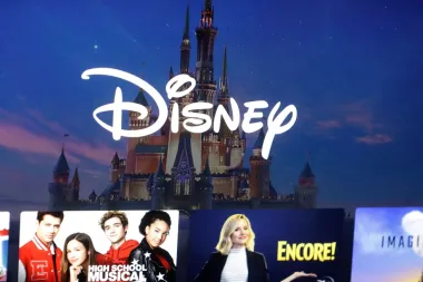 Cambio de timón en Disney: Josh D’Amaro toma el relevo de Bob Iger