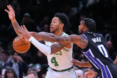 ¿Quién hereda el legado de LeBron? Reaves, Vucevic y los movimientos que marcan el futuro de la NBA