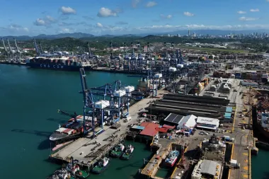 Nueva batalla geopolítica en el Canal de Panamá: ¿quién controla realmente los puertos?
