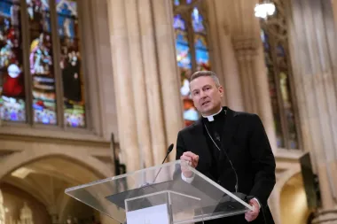 ¿Un nuevo despertar para la Iglesia en EE. UU.? Ronald Hicks y el giro humanista del catolicismo neoyorquino