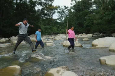 Guardianes de la selva: una familia quichua desafía al cambio climático para salvar el Amazonas