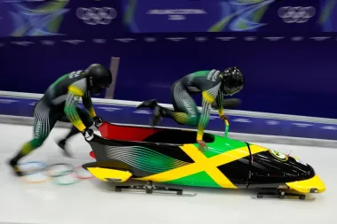 De la caña al hielo: cómo Jamaica escribe un nuevo capítulo en la historia del bobsleigh