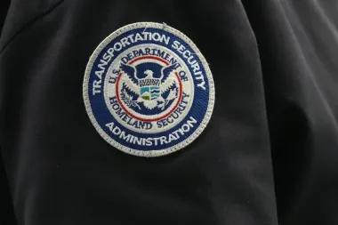 Cierre parcial del Departamento de Seguridad Nacional: qué está en juego y cómo nos afecta