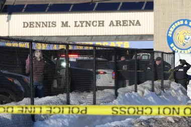 <p><strong>Tiroteo en un partido juvenil de hockey en Rhode Island: cómo ocurrió, qué falló y qué debe cambiar</strong></p>