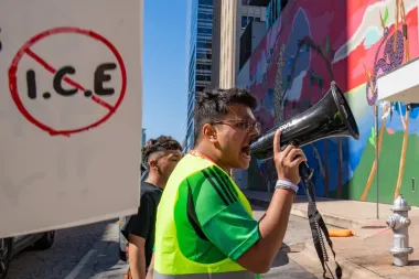 Cuando los sheriffs dejan de ser brazos de ICE: la batalla por los acuerdos 287(g) en Estados Unidos