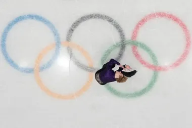 El hielo que no perdona: lesiones, prevención y recuperación en el patinaje artístico olímpico