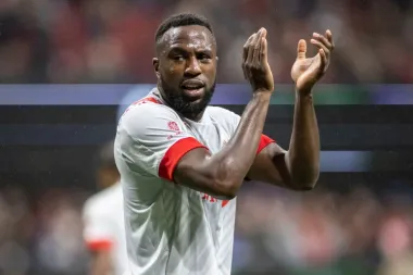 Entre raquetas y goles: del anuncio de Sloane Stephens a las primeras jornadas de la MLS — Un análisis del impacto humano y deportivo