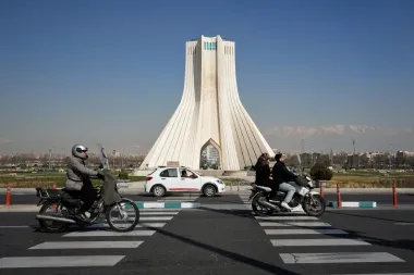 Las nuevas conmemoraciones en Irán y el renacer de las protestas: memoria, miedo y estrategia ciudadana