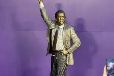 El legado de Pat Riley y la vitalidad contemporánea de la NBA: estatuas, jóvenes luminarias y noches memorables