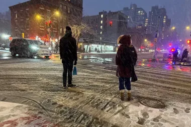 Noreste de EE. UU. en jaque por tormenta histórica: cuando la nieve detuvo ciudades y desafió la infraestructura