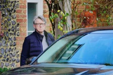 Entre escándalos y leyes: Mandelson, el príncipe Andrés y la posible reconfiguración de la línea de sucesión británica
