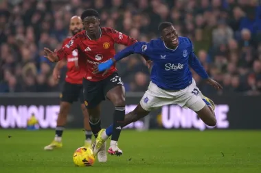 Noche de goles decisivos: Sesko salva al United y el desfile de emociones en las ligas europeas