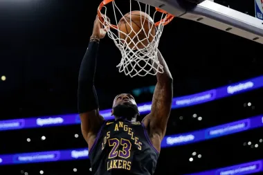 Cuando la duda decide: el pase de Luka Doncic que dejó a los Lakers sin victoria