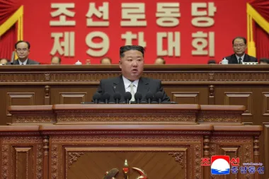 Kim Jong Un entre la amenaza y la oferta: la nueva estrategia nuclear de Corea del Norte