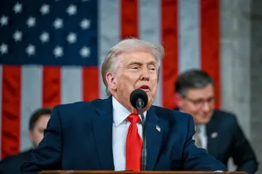 La confianza en tiempos de tensión: qué revela la opinión pública estadounidense sobre Irán y el juicio de Trump