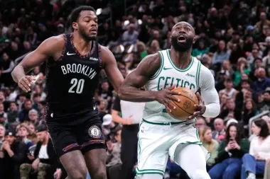 Noche de contrastes en la NBA: Grizzlies resurgentes, Celtics históricos y una curiosa interrupción en Detroit