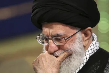 Análisis: La caída de Khamenei, la ofensiva militar conjunta y las consecuencias para Oriente Medio