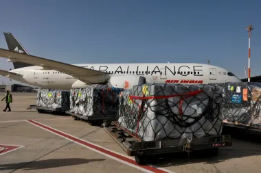 Análisis: El impacto en la aviación y la geopolítica tras el ataque conjunto de EE. UU. e Israel contra Irán