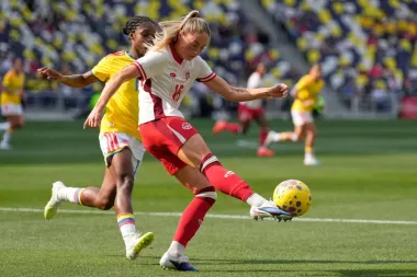 Fútbol en movimiento: análisis del triunfo canadiense en la SheBelieves Cup, la lesión de Emre Can y la pujanza de Christian Ramírez en la MLS