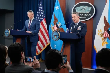Silencio y mensajes entrecortados: la comunicación de la Casa Blanca tras el estallido de la guerra con Irán
