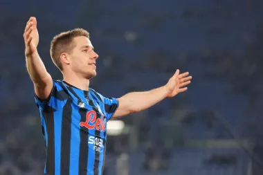 Noche de giros y emociones en Europa: de la Copa Italia a la lucha por la Champions y la Premier