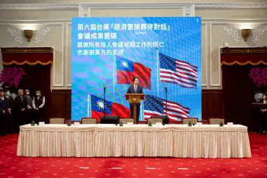 Cuando la diplomacia cambia el menú: cómo el giro de Honduras hacia China trastocó la industria camaronera