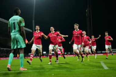 Wrexham ante Chelsea: la gran prueba para un proyecto que desafía las expectativas
