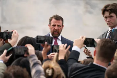 De fontanero a posible titular de Seguridad Nacional: el ascenso político de Markwayne Mullin