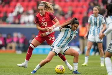 Tres historias, un deporte: análisis profundo de la jornada que marcó a selecciones y clubes