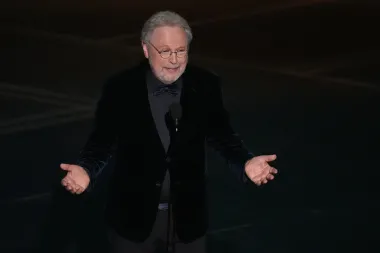 Un homenaje extendido y una velada de estrenos: análisis del Oscar 2026 entre memorias, premios históricos y ausencias notables