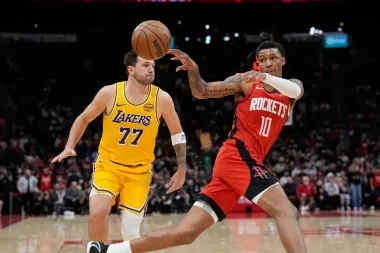 Noche de giros y diagnóstico: lo que revelaron Lakers, Bulls y Warriors en un lunes clave de la NBA