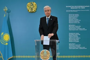 Kazajistán 2025: la reforma constitucional que consolida el poder y reconfigura el paisaje político
