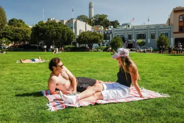 Ola de calor primaveral en el oeste de EE. UU.: San Francisco y el choque entre clima, agua y salud pública